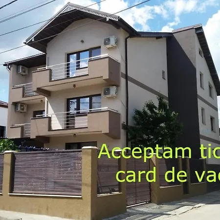 Ozon 招待所 艾福雷诺德